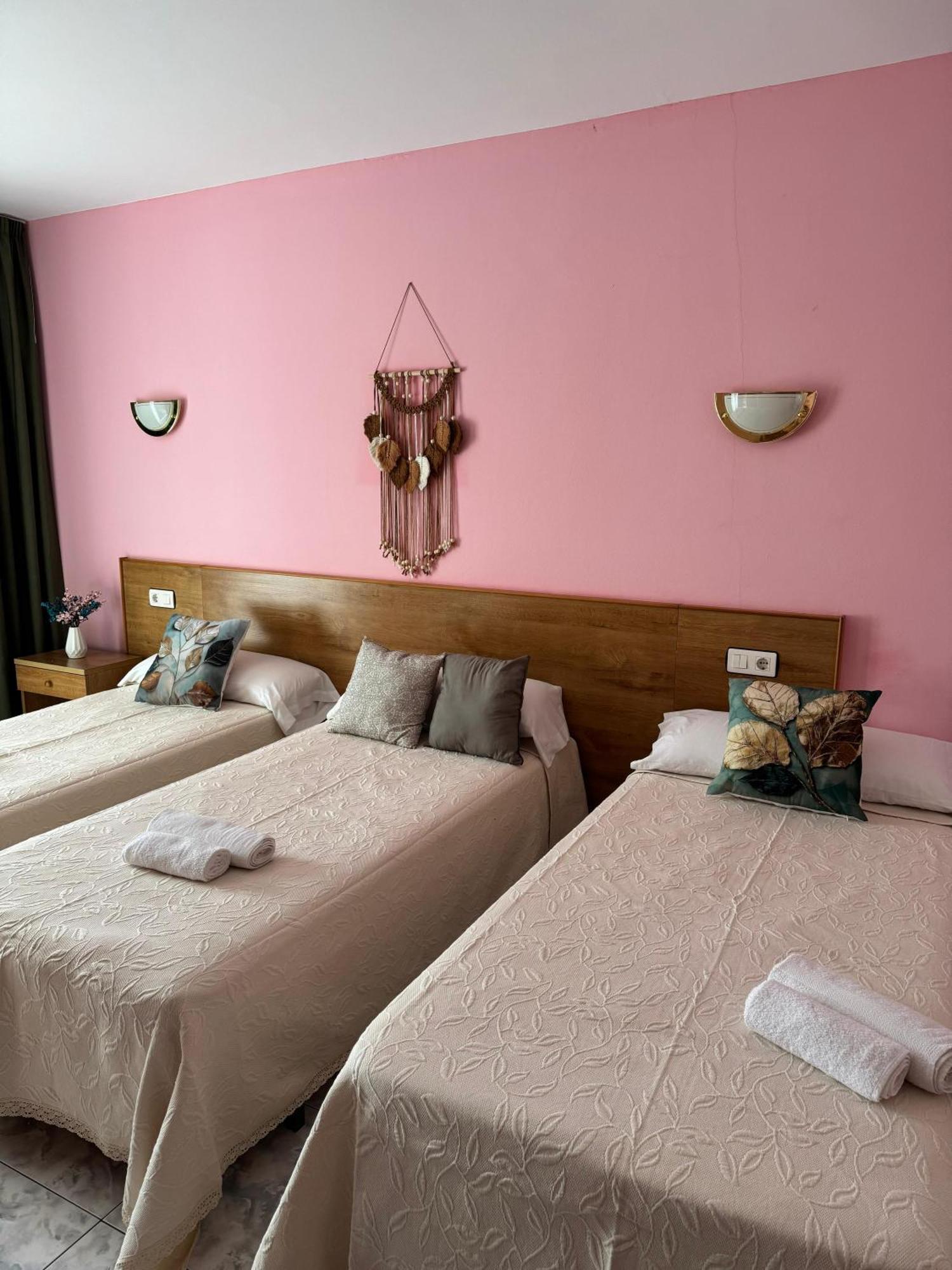 Hotel Campestre Chamuinas Pontevedra Bilik gambar